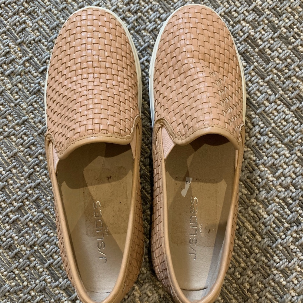 Blush leather slides